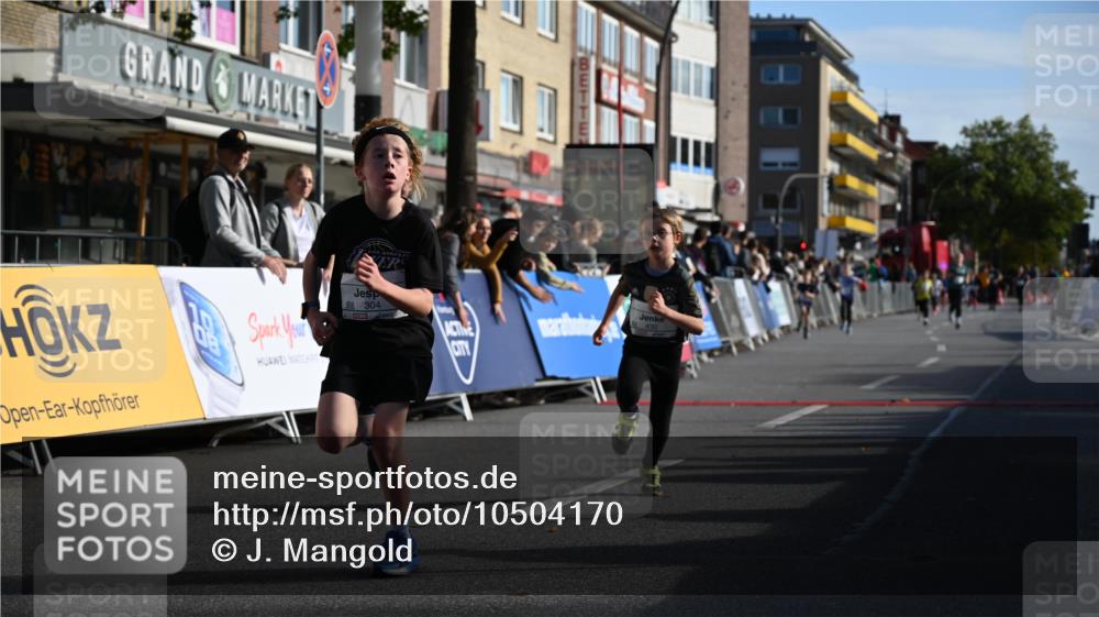 20.09.2026 - PSD Bank Halbmarathon J. Mangold http://msf.ph/oto/10504170 20.09.2026 10:30:46 Ziel 304, 430 meine-sportfotos.de