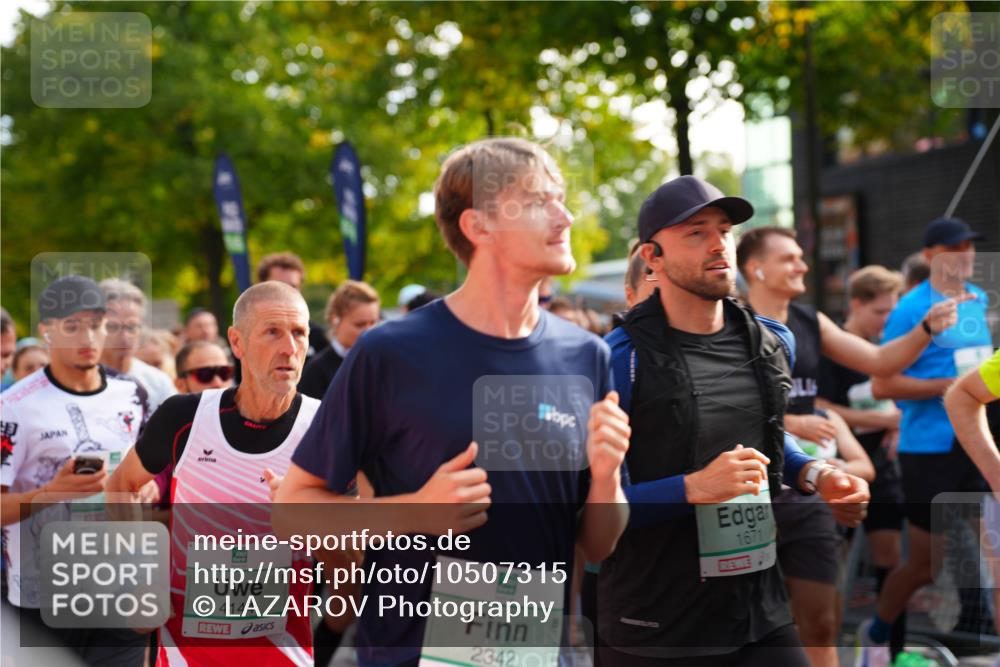 20.09.2026 - PSD Bank Halbmarathon LAZAROV Photography http://msf.ph/oto/10507315 20.09.2026 10:02:05 Laufen 4144, 2342, 1671 meine-sportfotos.de