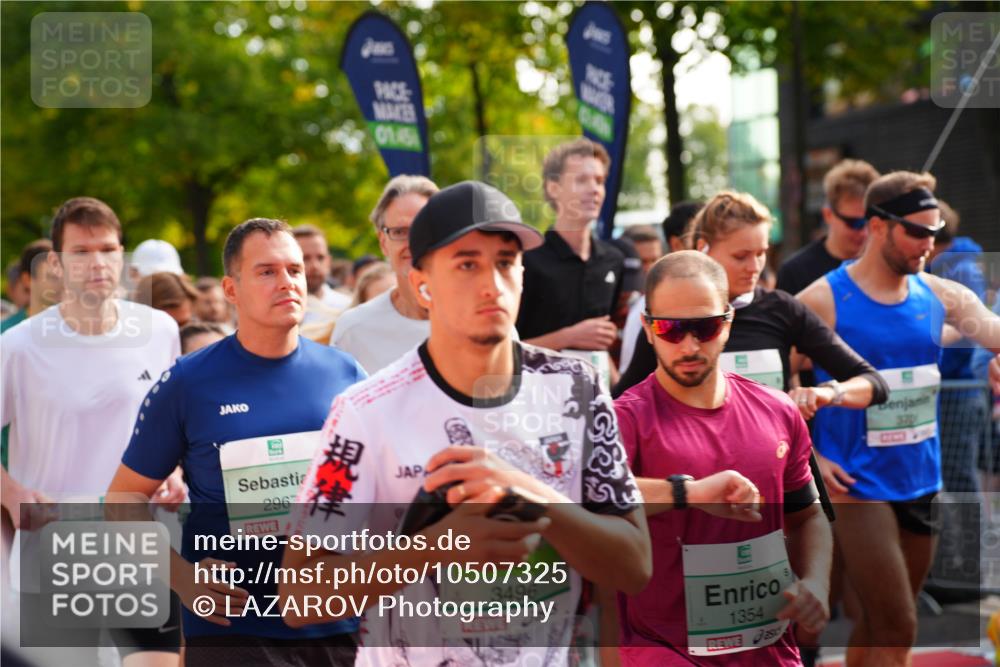 20.09.2026 - PSD Bank Halbmarathon LAZAROV Photography http://msf.ph/oto/10507325 20.09.2026 10:02:06 Laufen 4156, 0145, 296, 3496, 1354, 370 meine-sportfotos.de