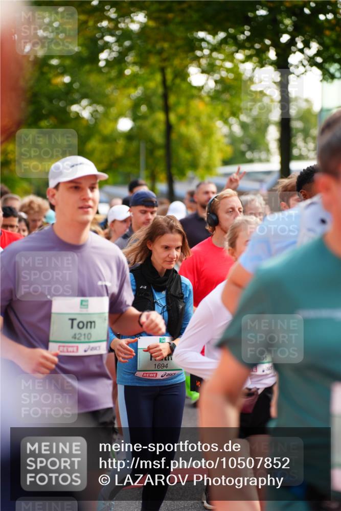 20.09.2026 - PSD Bank Halbmarathon LAZAROV Photography http://msf.ph/oto/10507852 20.09.2026 10:05:37 Laufen 4210, 1694 meine-sportfotos.de
