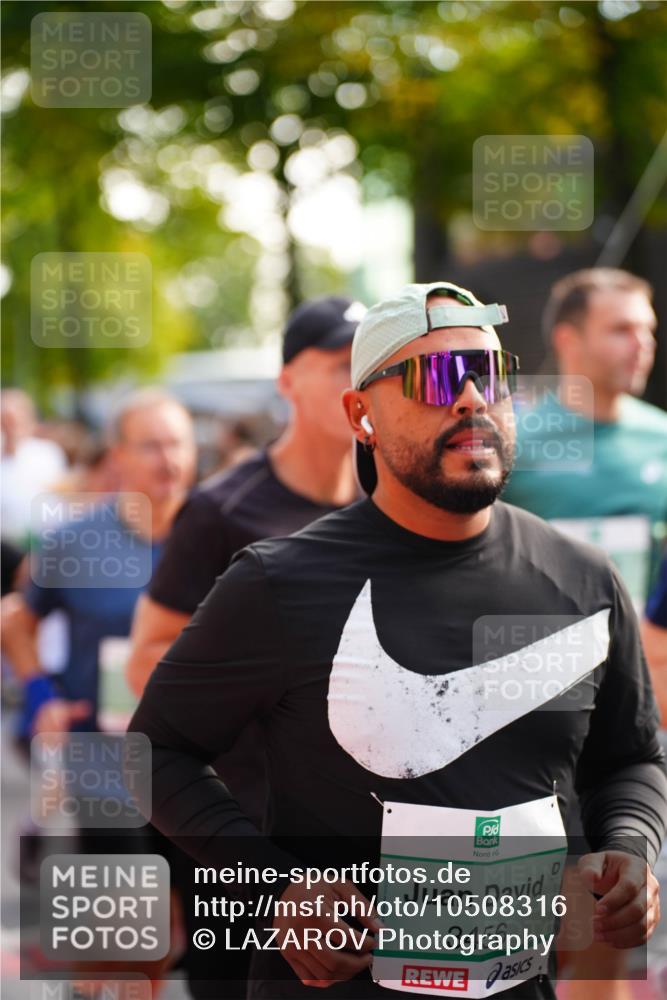 20.09.2026 - PSD Bank Halbmarathon LAZAROV Photography http://msf.ph/oto/10508316 20.09.2026 10:06:32 Laufen 3456 meine-sportfotos.de