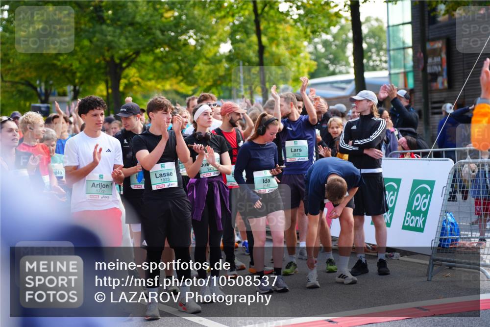 20.09.2026 - PSD Bank Halbmarathon LAZAROV Photography http://msf.ph/oto/10508537 20.09.2026 10:08:07 Laufen 1772, 132, 1479, 1923, 2167, 2879 meine-sportfotos.de