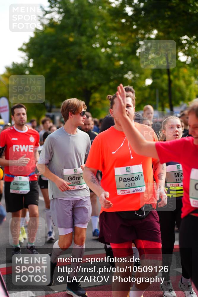 20.09.2026 - PSD Bank Halbmarathon LAZAROV Photography http://msf.ph/oto/10509126 20.09.2026 10:09:42 Laufen 3535, 2893, 4017, 1186 meine-sportfotos.de