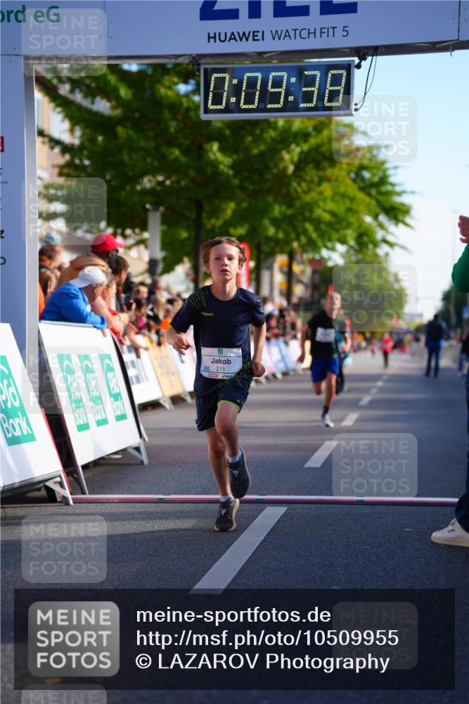 20.09.2026 - PSD Bank Halbmarathon LAZAROV Photography http://msf.ph/oto/10509955 20.09.2026 10:29:02 Laufen 5, 0, 09, 38, 9211 meine-sportfotos.de