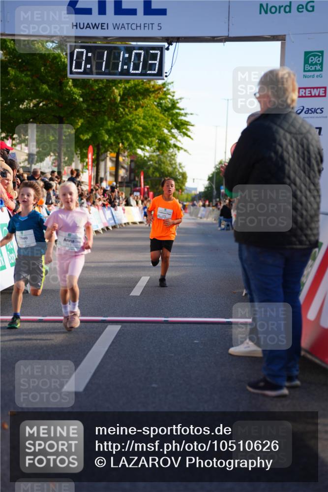 20.09.2026 - PSD Bank Halbmarathon LAZAROV Photography http://msf.ph/oto/10510626 20.09.2026 10:30:27 Laufen 5, 0, 11, 03, 307, 7 meine-sportfotos.de