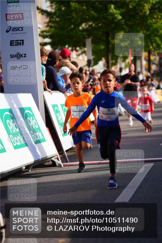 20.09.2026 - PSD Bank Halbmarathon LAZAROV Photography http://msf.ph/oto/10511490 20.09.2026 10:32:06 Laufen 3, 277, 298 meine-sportfotos.de