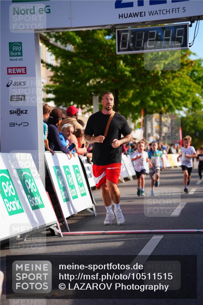 20.09.2026 - PSD Bank Halbmarathon LAZAROV Photography http://msf.ph/oto/10511515 20.09.2026 10:32:09 Laufen 3, 5, 0, 08, 45 meine-sportfotos.de