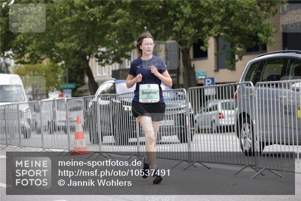 20.09.2026 - PSD Bank Halbmarathon Jannik Wohlers http://msf.ph/oto/10537491 20.09.2026 12:56:35 Laufen 2918 meine-sportfotos.de