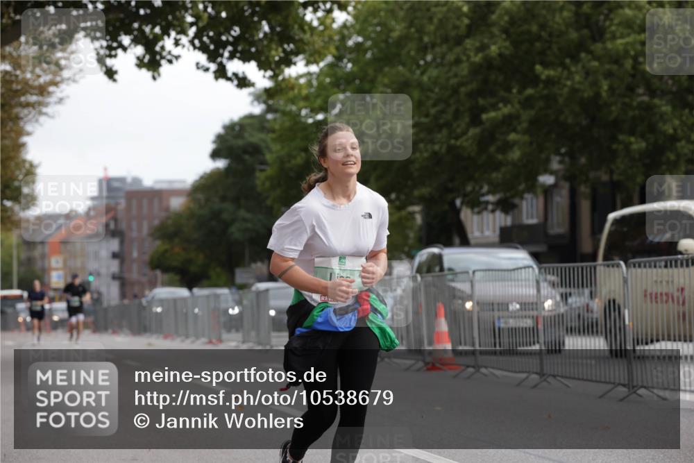 20.09.2026 - PSD Bank Halbmarathon Jannik Wohlers http://msf.ph/oto/10538679 20.09.2026 12:59:48 Laufen  meine-sportfotos.de