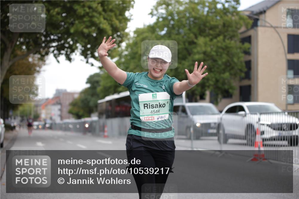 20.09.2026 - PSD Bank Halbmarathon Jannik Wohlers http://msf.ph/oto/10539217 20.09.2026 13:01:56 Laufen 4544 meine-sportfotos.de