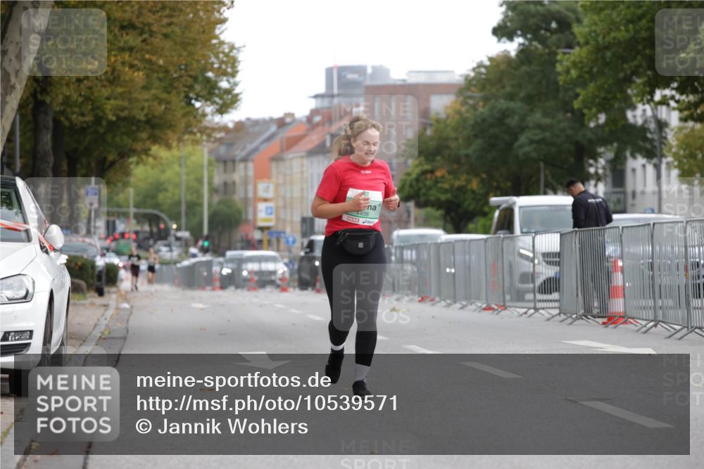20.09.2026 - PSD Bank Halbmarathon Jannik Wohlers http://msf.ph/oto/10539571 20.09.2026 13:09:02 Laufen 4408 meine-sportfotos.de