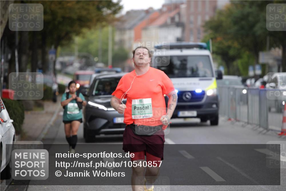 20.09.2026 - PSD Bank Halbmarathon Jannik Wohlers http://msf.ph/oto/10540857 20.09.2026 13:15:17 Laufen 4017 meine-sportfotos.de