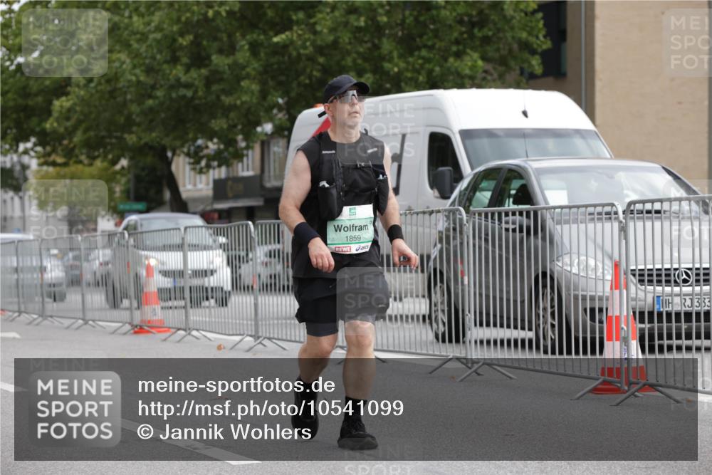 20.09.2026 - PSD Bank Halbmarathon Jannik Wohlers http://msf.ph/oto/10541099 20.09.2026 13:06:35 Laufen 1859, 333 meine-sportfotos.de