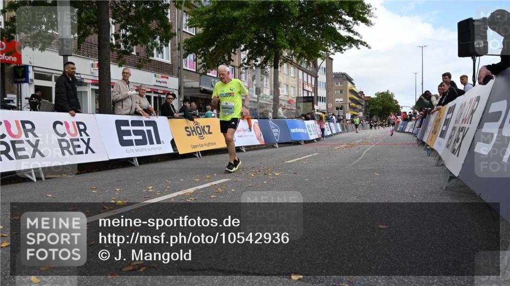 20.09.2026 - PSD Bank Halbmarathon J. Mangold http://msf.ph/oto/10542936 20.09.2026 12:52:41 Ziel 3026, 4123 meine-sportfotos.de