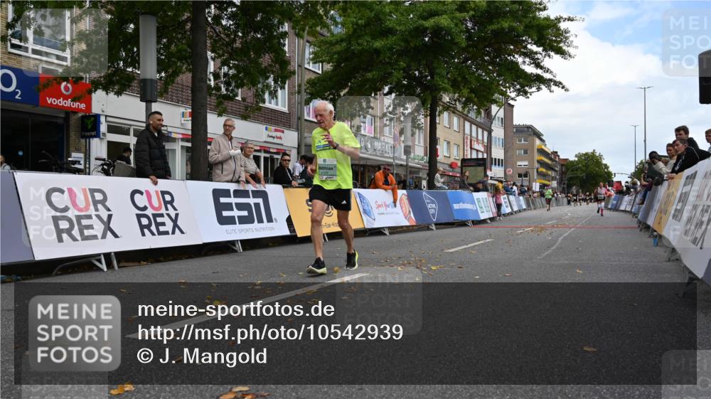 20.09.2026 - PSD Bank Halbmarathon J. Mangold http://msf.ph/oto/10542939 20.09.2026 12:52:41 Ziel 3026, 4123 meine-sportfotos.de