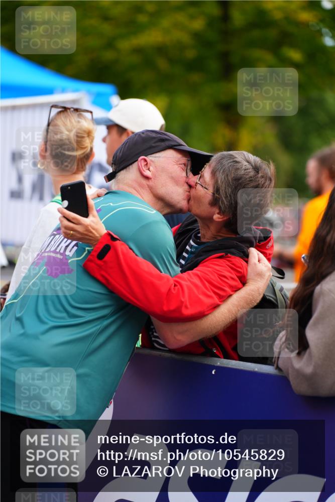 20.09.2026 - PSD Bank Halbmarathon LAZAROV Photography http://msf.ph/oto/10545829 20.09.2026 12:50:41 Ziel 1449 meine-sportfotos.de