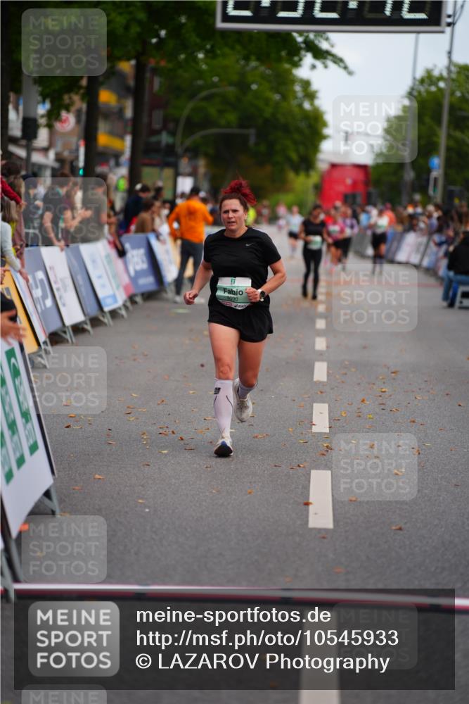 20.09.2026 - PSD Bank Halbmarathon LAZAROV Photography http://msf.ph/oto/10545933 20.09.2026 12:52:11 Ziel 3090 meine-sportfotos.de