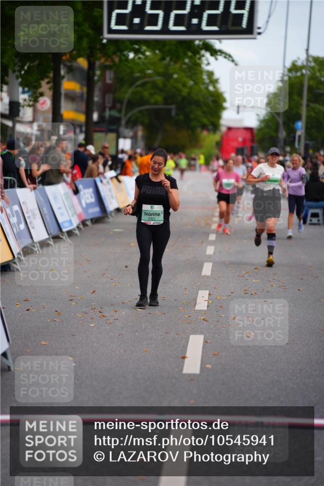 20.09.2026 - PSD Bank Halbmarathon LAZAROV Photography http://msf.ph/oto/10545941 20.09.2026 12:52:23 Ziel 2321 meine-sportfotos.de