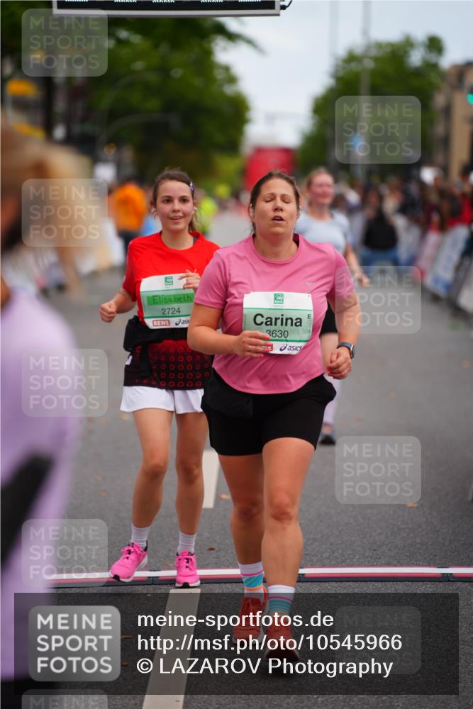 20.09.2026 - PSD Bank Halbmarathon LAZAROV Photography http://msf.ph/oto/10545966 20.09.2026 12:52:35 Ziel 2321, 2724, 3607, 3628, 3630, 4678 meine-sportfotos.de
