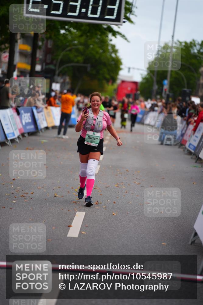 20.09.2026 - PSD Bank Halbmarathon LAZAROV Photography http://msf.ph/oto/10545987 20.09.2026 12:53:02 Ziel 3026, 4123 meine-sportfotos.de