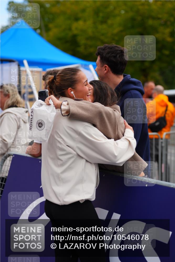20.09.2026 - PSD Bank Halbmarathon LAZAROV Photography http://msf.ph/oto/10546078 20.09.2026 12:53:46 Ziel 4047, 4367 meine-sportfotos.de