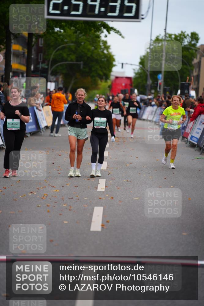 20.09.2026 - PSD Bank Halbmarathon LAZAROV Photography http://msf.ph/oto/10546146 20.09.2026 12:54:34 Ziel 3208 meine-sportfotos.de