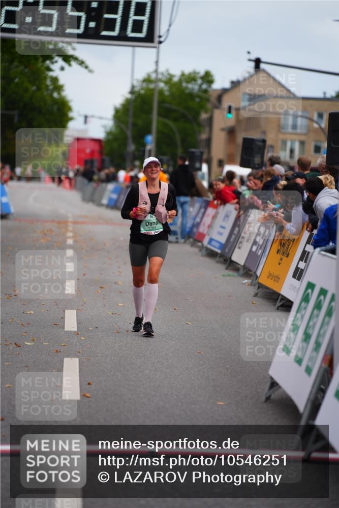 20.09.2026 - PSD Bank Halbmarathon LAZAROV Photography http://msf.ph/oto/10546251 20.09.2026 12:55:37 Ziel 3324 meine-sportfotos.de
