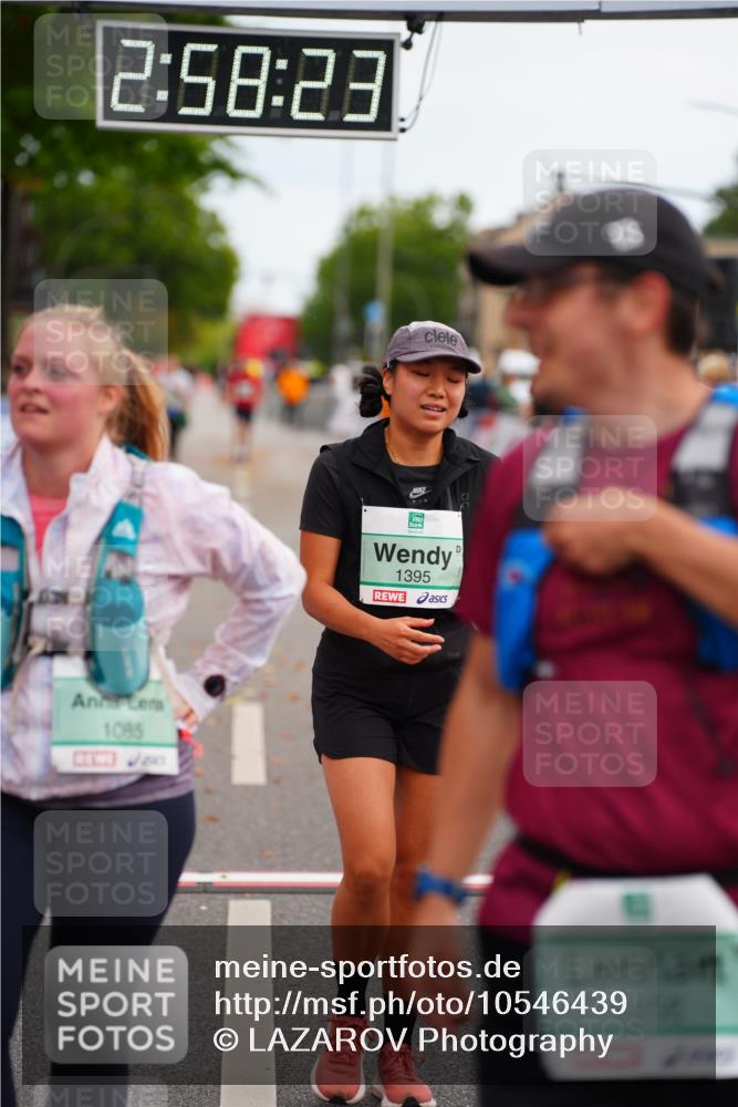20.09.2026 - PSD Bank Halbmarathon LAZAROV Photography http://msf.ph/oto/10546439 20.09.2026 12:58:23 Ziel 1085, 1395, 1856, 1993 meine-sportfotos.de