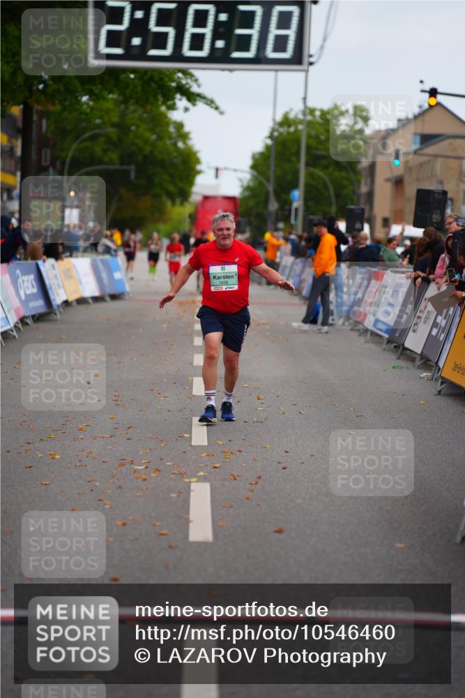 20.09.2026 - PSD Bank Halbmarathon LAZAROV Photography http://msf.ph/oto/10546460 20.09.2026 12:58:38 Ziel 1836, 4411 meine-sportfotos.de