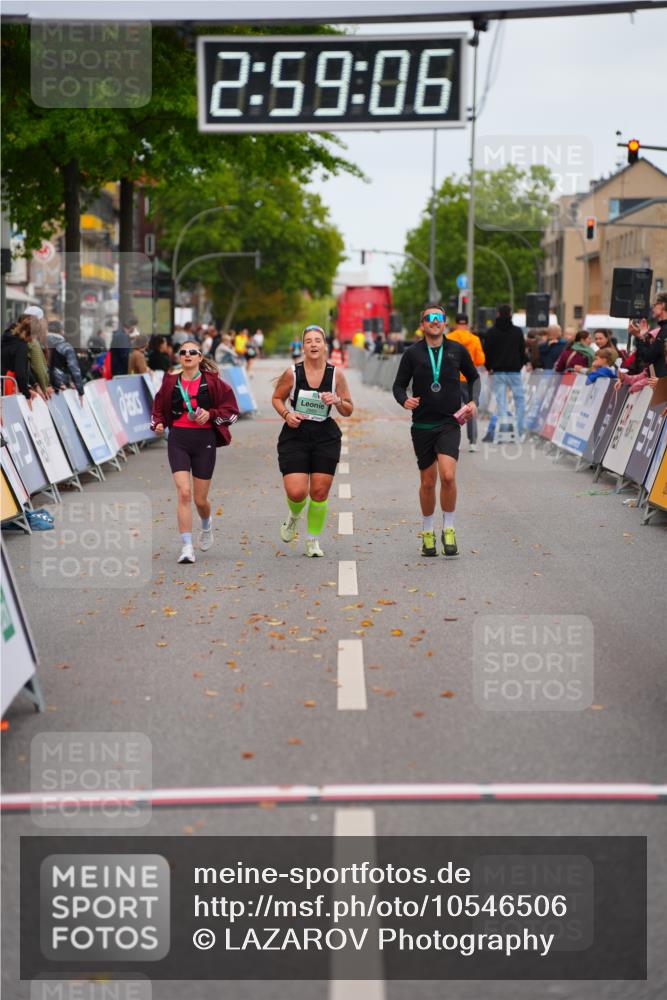 20.09.2026 - PSD Bank Halbmarathon LAZAROV Photography http://msf.ph/oto/10546506 20.09.2026 12:59:06 Ziel 1051, 2885, 2982, 2983 meine-sportfotos.de