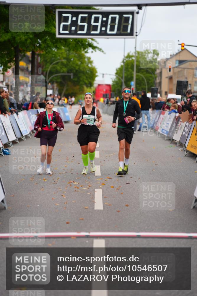 20.09.2026 - PSD Bank Halbmarathon LAZAROV Photography http://msf.ph/oto/10546507 20.09.2026 12:59:07 Ziel 1051, 2885, 2982, 2983 meine-sportfotos.de