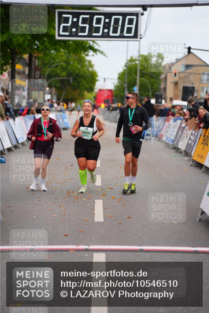 20.09.2026 - PSD Bank Halbmarathon LAZAROV Photography http://msf.ph/oto/10546510 20.09.2026 12:59:07 Ziel 1051, 2885, 2982, 2983 meine-sportfotos.de