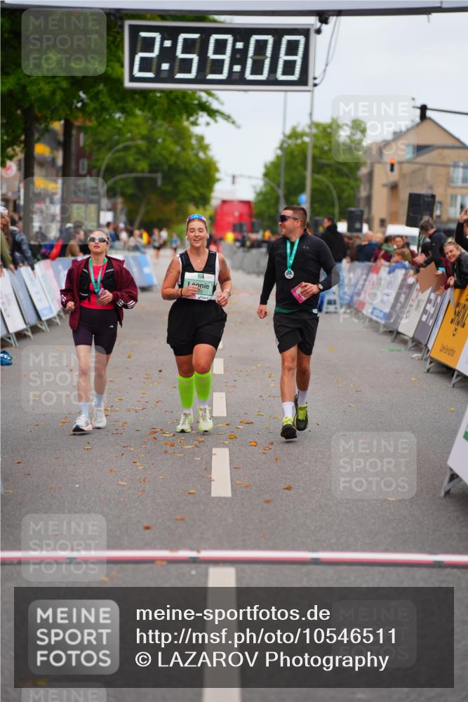 20.09.2026 - PSD Bank Halbmarathon LAZAROV Photography http://msf.ph/oto/10546511 20.09.2026 12:59:08 Ziel 1051, 2885, 2982, 2983 meine-sportfotos.de