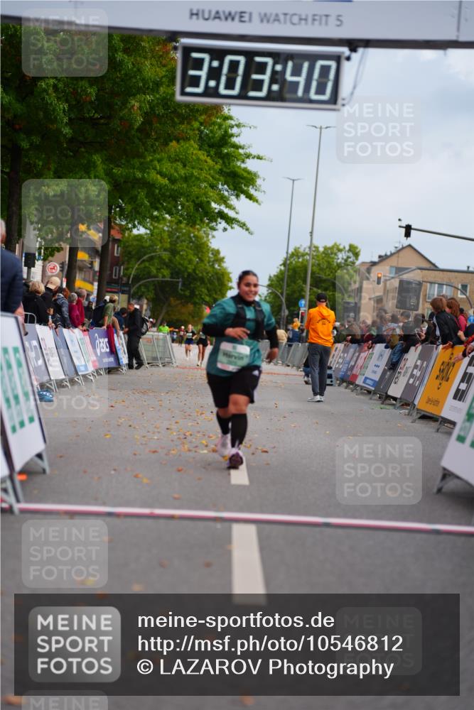 20.09.2026 - PSD Bank Halbmarathon LAZAROV Photography http://msf.ph/oto/10546812 20.09.2026 13:03:39 Ziel 2076, 4456 meine-sportfotos.de