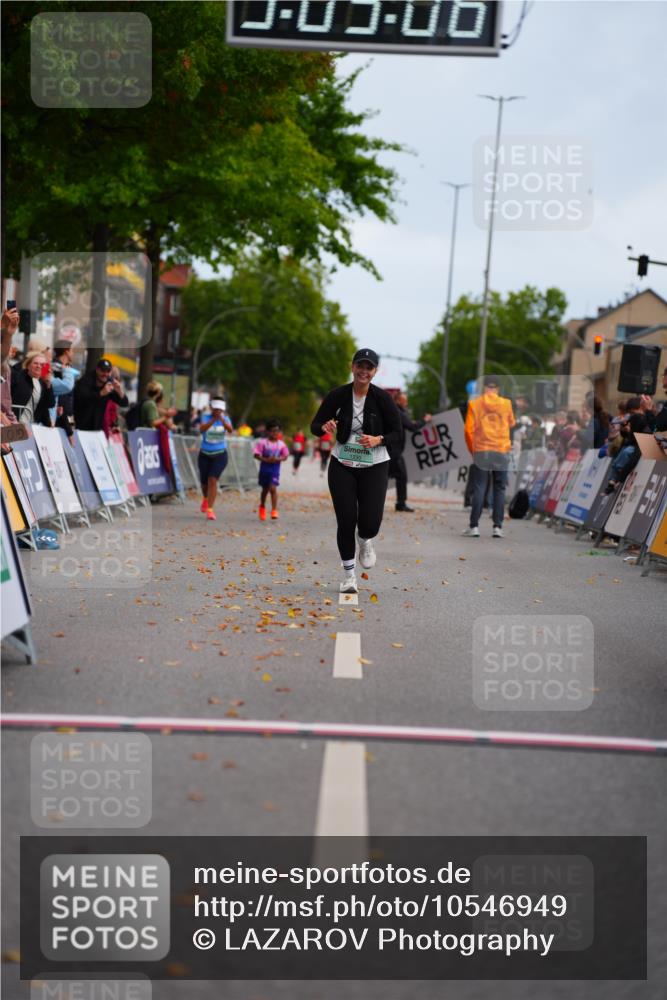 20.09.2026 - PSD Bank Halbmarathon LAZAROV Photography http://msf.ph/oto/10546949 20.09.2026 13:05:06 Ziel 1230 meine-sportfotos.de