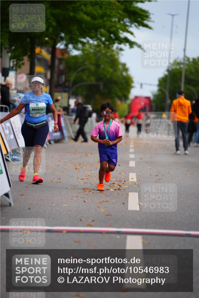 20.09.2026 - PSD Bank Halbmarathon LAZAROV Photography http://msf.ph/oto/10546983 20.09.2026 13:05:15 Ziel 1230, 2854 meine-sportfotos.de