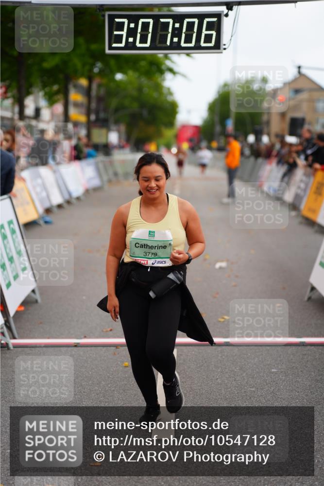 20.09.2026 - PSD Bank Halbmarathon LAZAROV Photography http://msf.ph/oto/10547128 20.09.2026 13:07:06 Ziel 3779 meine-sportfotos.de