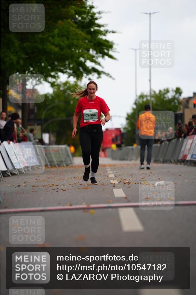 20.09.2026 - PSD Bank Halbmarathon LAZAROV Photography http://msf.ph/oto/10547182 20.09.2026 13:07:49 Ziel 4408 meine-sportfotos.de
