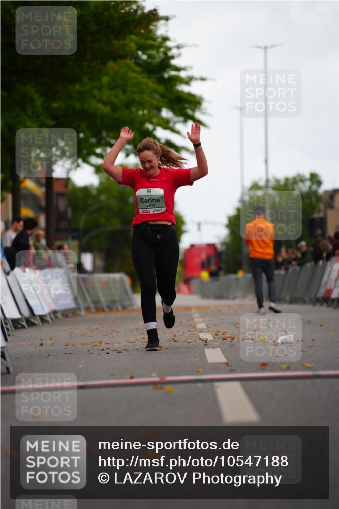 20.09.2026 - PSD Bank Halbmarathon LAZAROV Photography http://msf.ph/oto/10547188 20.09.2026 13:07:50 Ziel 4408 meine-sportfotos.de