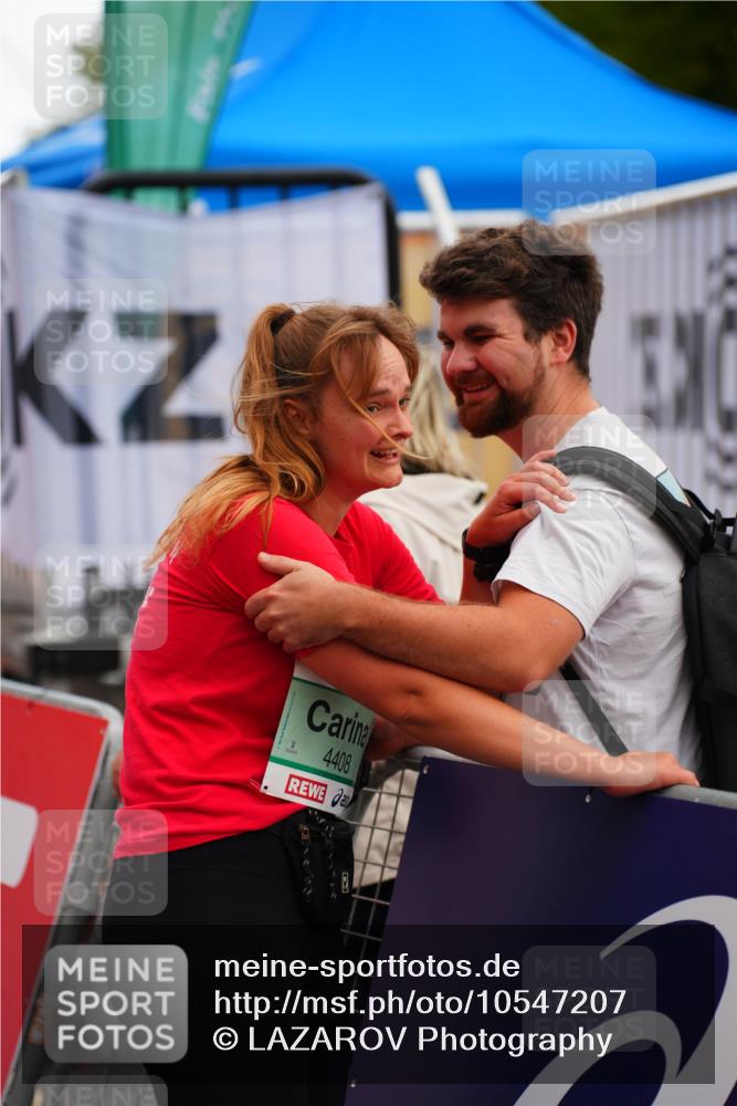 20.09.2026 - PSD Bank Halbmarathon LAZAROV Photography http://msf.ph/oto/10547207 20.09.2026 13:08:01 Ziel 4408 meine-sportfotos.de