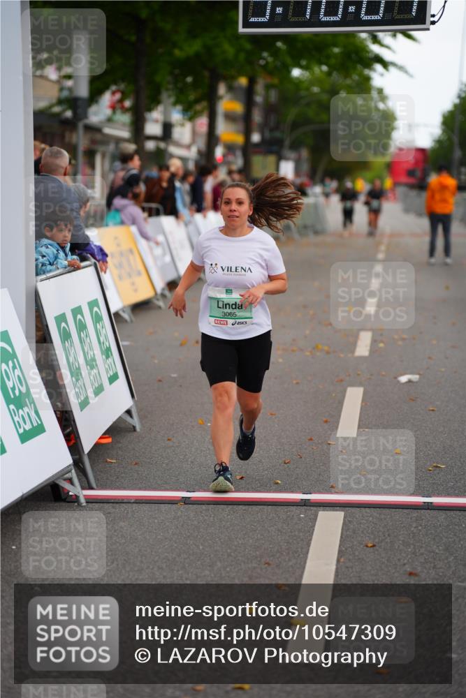 20.09.2026 - PSD Bank Halbmarathon LAZAROV Photography http://msf.ph/oto/10547309 20.09.2026 13:10:07 Ziel 3065, 3209 meine-sportfotos.de