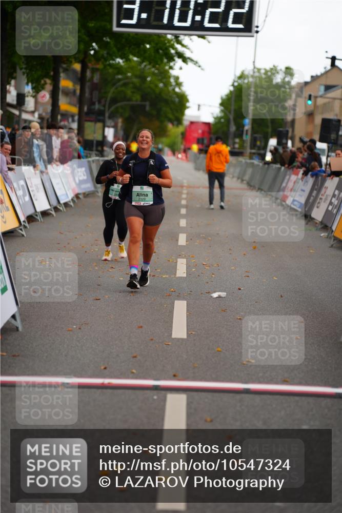 20.09.2026 - PSD Bank Halbmarathon LAZAROV Photography http://msf.ph/oto/10547324 20.09.2026 13:10:22 Ziel 2329, 3449 meine-sportfotos.de