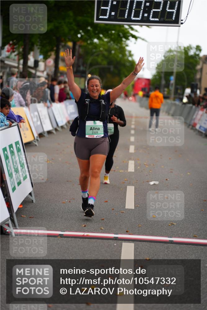 20.09.2026 - PSD Bank Halbmarathon LAZAROV Photography http://msf.ph/oto/10547332 20.09.2026 13:10:23 Ziel 2329, 3449 meine-sportfotos.de