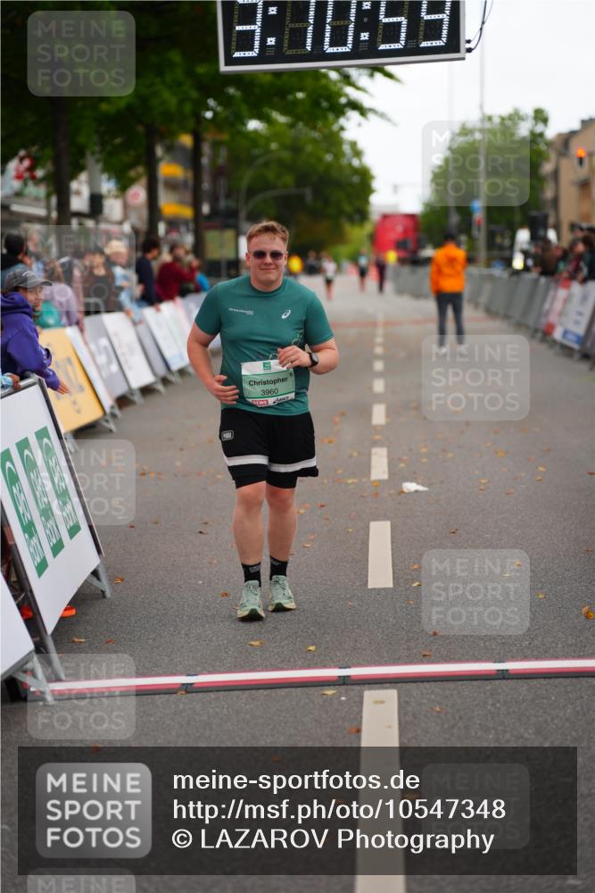 20.09.2026 - PSD Bank Halbmarathon LAZAROV Photography http://msf.ph/oto/10547348 20.09.2026 13:10:59 Ziel 3960 meine-sportfotos.de