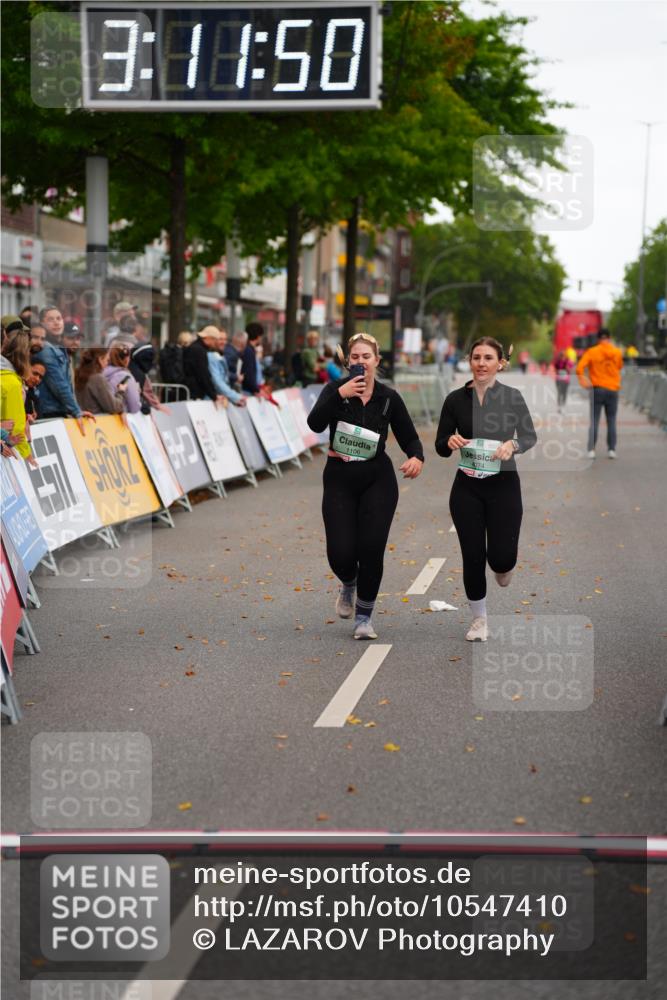 20.09.2026 - PSD Bank Halbmarathon LAZAROV Photography http://msf.ph/oto/10547410 20.09.2026 13:11:49 Ziel 1106, 3647, 3657, 4074 meine-sportfotos.de