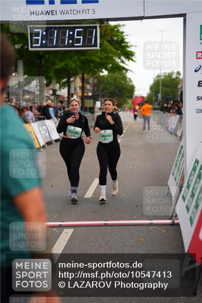20.09.2026 - PSD Bank Halbmarathon LAZAROV Photography http://msf.ph/oto/10547413 20.09.2026 13:11:51 Ziel 1106, 3647, 3657, 4074 meine-sportfotos.de