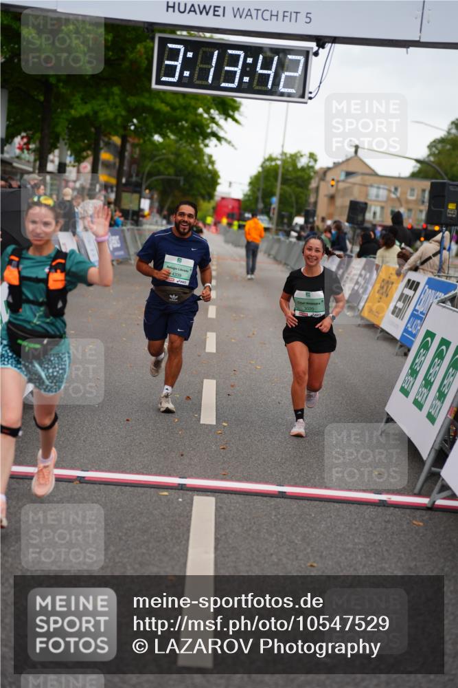 20.09.2026 - PSD Bank Halbmarathon LAZAROV Photography http://msf.ph/oto/10547529 20.09.2026 13:13:42 Ziel 2041, 3020 meine-sportfotos.de