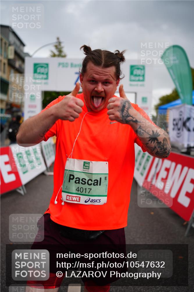 20.09.2026 - PSD Bank Halbmarathon LAZAROV Photography http://msf.ph/oto/10547632 20.09.2026 13:14:23 Ziel 4017 meine-sportfotos.de