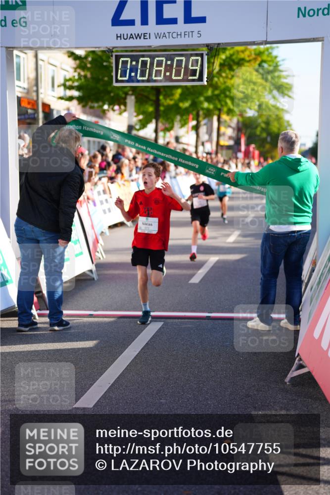 20.09.2026 - PSD Bank Halbmarathon LAZAROV Photography http://msf.ph/oto/10547755 20.09.2026 10:27:34 Ziel 101, 201, 348, 372 meine-sportfotos.de