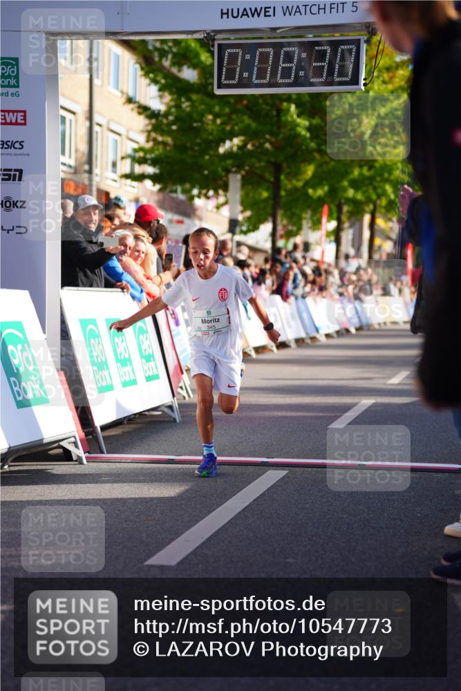 20.09.2026 - PSD Bank Halbmarathon LAZAROV Photography http://msf.ph/oto/10547773 20.09.2026 10:27:55 Ziel 345, 412 meine-sportfotos.de